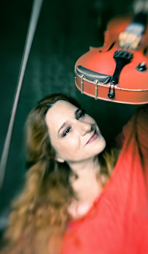 small EVANTHIA R 194 dkoilalous2015