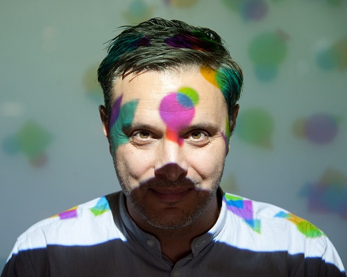 Steve Vranakis LAb Tag projection p