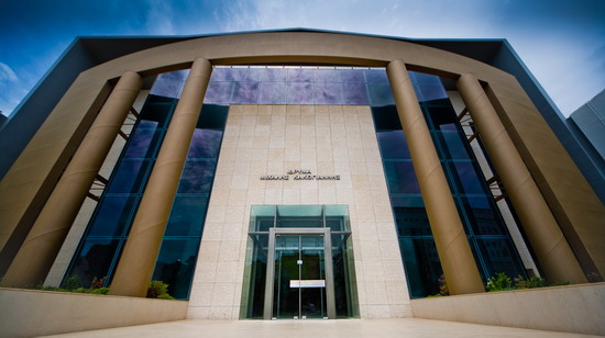 Idryma M. Cacoyannis 4360 Vangelis Paravas