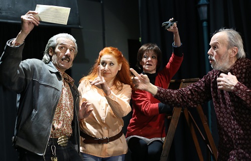 ESY EGW KAI TA SYNNEFA MAS NEW PHOTO 2