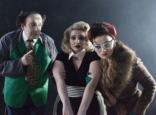 H OPERA THS PENTARAS AGGELOS PAPADHMHTRIOY NANTIA KONTOGEWRGH KARYOFYLLIA KARAMPETH