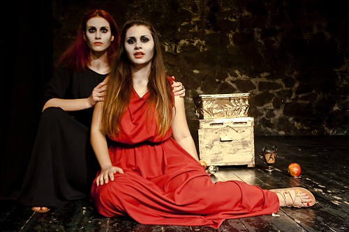 εγκλωβισμένες.JPG15