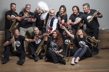 Monie Monie Conniente