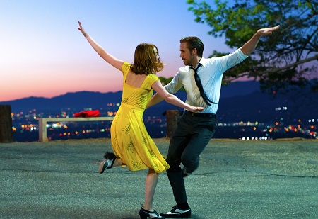 Sebastian Ryan Gosling and Mia Emma Stone in LA LA LAND. Photo credit Dale Robinette copy