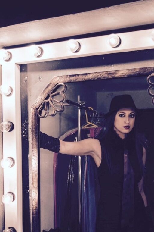 SIDEWALKS DE LA RUE PIGALLE ΜΕ ΤΗΝ PAVLINA STYL ΣΤΟ EL CONVENTO DEL ARTE