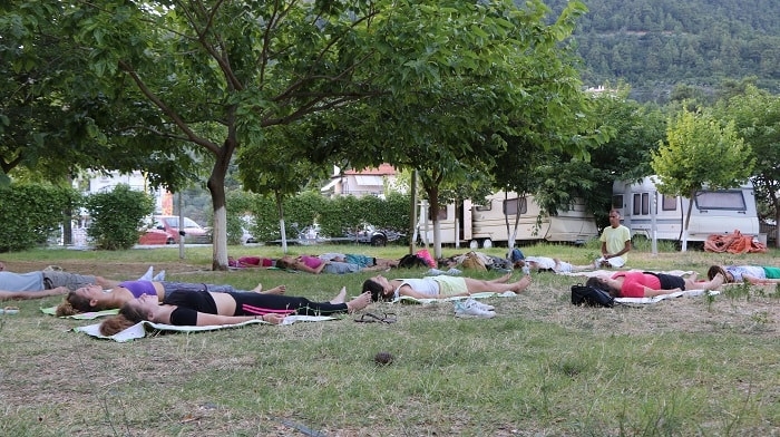Θεατρικό Αντίσκηνο, στη Θάσο με μαθήματα, δωρεάν διακοπές και γιόγκα!