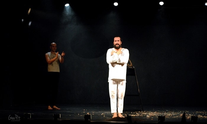 Είδαμε (και φωτογραφίσαμε) την παράσταση ‘Ριχάρδος Β’ – Το Ρέκβιεμ ενός Βασιλιά’ στο θέατρο Άλφα.Ιδέα [επίσημη πρεμιέρα]