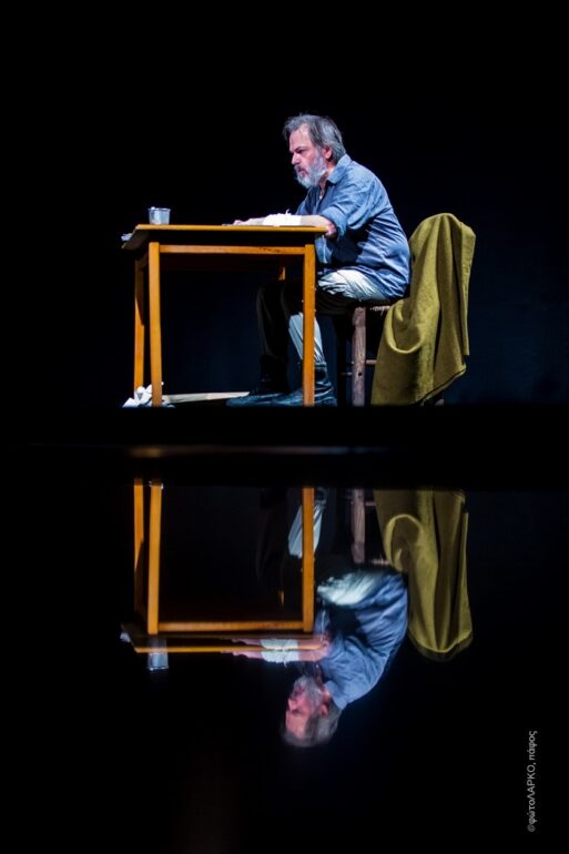 Ο δημοσιογράφος και φιλόλογος Θανάσης Λαζαρίδης στο studio Μαυρομιχάλη