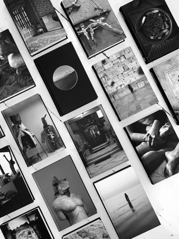 “Photo-graphē – Ανάμεσα σε Εικόνες και Λέξεις”