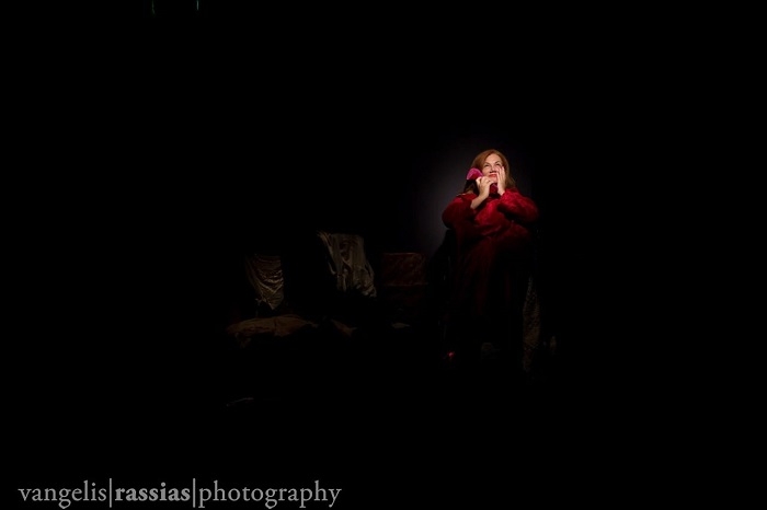 Είδαμε την παράσταση ‘Τι με κοιτάς έτσι;’ στο θέατρο Έαρ Βικτώρια