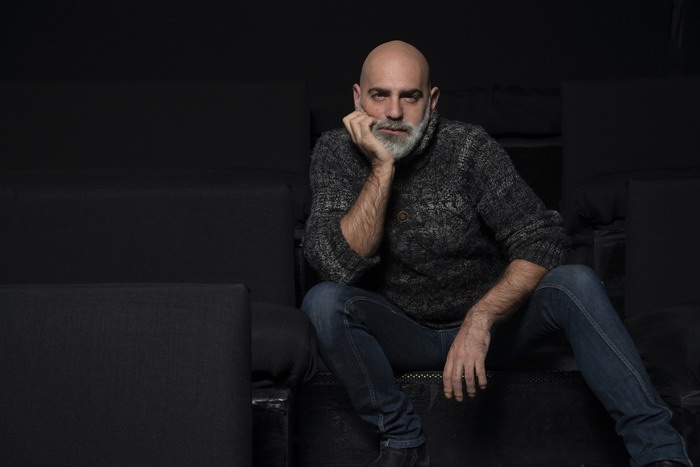 Θεατρικά εργαστήρια και την ερχόμενη σεζόν 2019 – 20 στον Πολυχώρο Vault με τον ηθοποιό και σκηνοθέτη Δημήτρη Καρατζιά