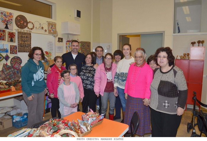 Ο Γιώργος Καπουτζίδης επισκέφθηκε τον Σύνδεσμο Προστασίας Παιδιών και ΑΜΕΑ