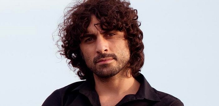 «Από τις φυλές του κόσμου στη δική μας “φυλή”». Εργαστήριο «θεάτρου του εφικτού» με τον Κώστα Γάκη