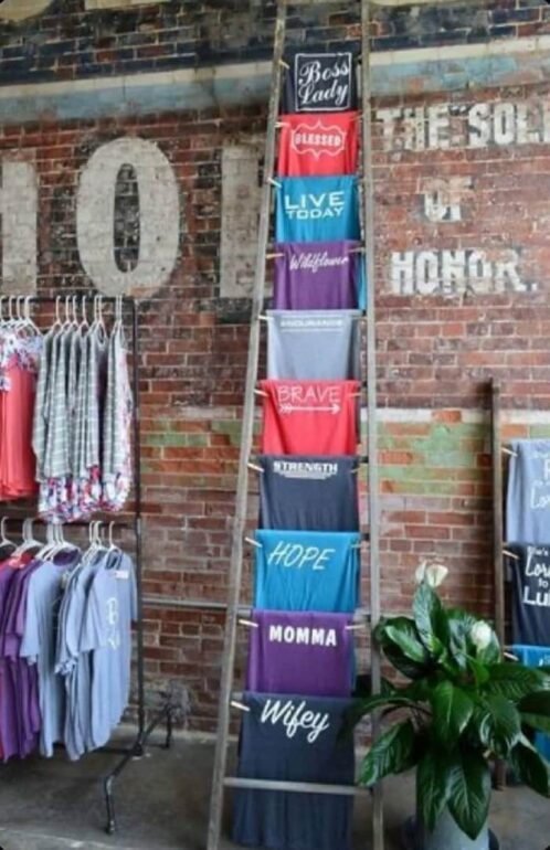 Bazaar ρούχων στον Τεχνοχώρο Φάμπρικα