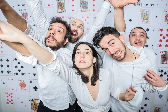 Eίδαμε την παράσταση ‘Το Πρόβατο’ στον κήπο του θεάτρου Χυτήριο