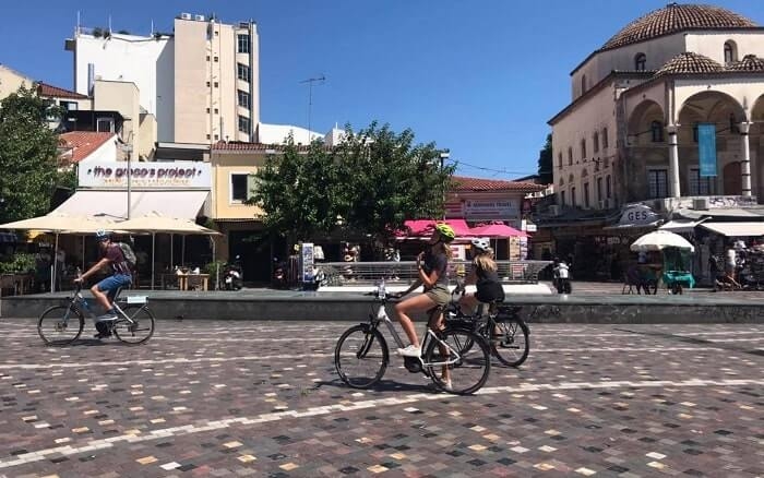 Ποδηλατοβόλτα στην αρχιτεκτονική ιστορία μας