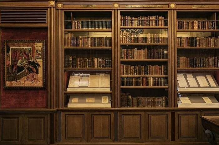 ΕΚΠΑΙΔΕΥΤΙΚΑ ΠΡΟΓΡΑΜΜΑΤΑ ΑΠΟ ΤΗΝ ΩΝΑΣΕΙΟ ΒΙΒΛΙΟΘΗΚΗ ΚΑΙ ΤΟ ΑΡΧΕΙΟ ΚΑΒΑΦΗ