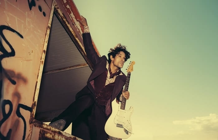 Είδαμε την παράσταση ‘Ο τυχαίος θάνατος ενός αναρχικού’ στο Θέατρο Γκλόρια