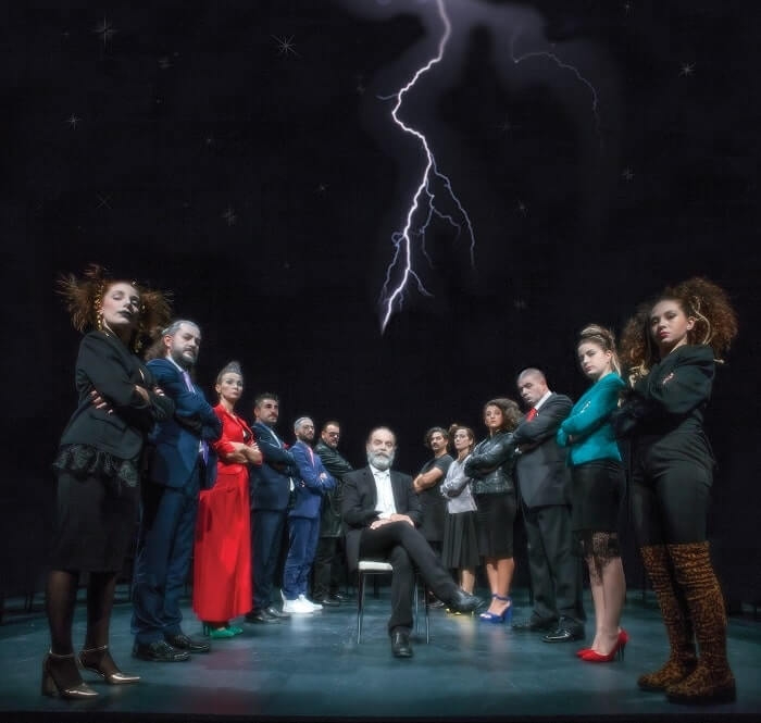 Είδαμε την παράσταση “Το ξεκατίνιασμα του Ολύμπου” στο θέατρο Olvio