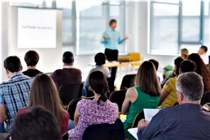 Το πρώτο μεταπτυχιακό πρόγραμμα που προσφέρει εξειδίκευση στην “Αξιολόγηση στην Εκπαίδευση” είναι γεγονός