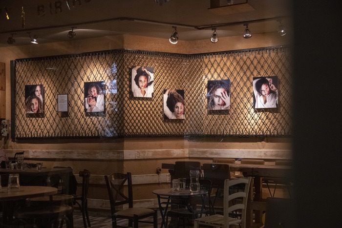 «Σεξουαλική Κακοποίηση – Μέδουσα»: Έκθεση φωτογραφίας της Αννίτας Σπιθάκη στον Τεχνοχώρο Φάμπρικα