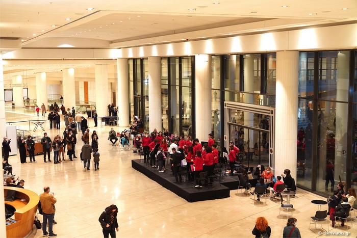 Χριστούγεννα στο Μέγαρο με γιορτινή μουσική στο Φουαγέ των Μουσών και πατινάζ στο Παγοδρόμιο!