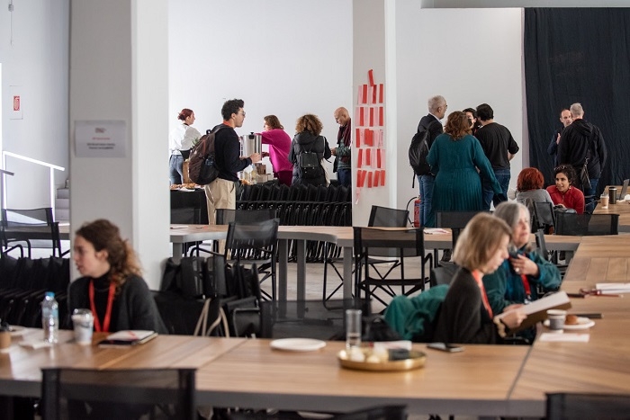 Μυστήριο 58 Capital Connections