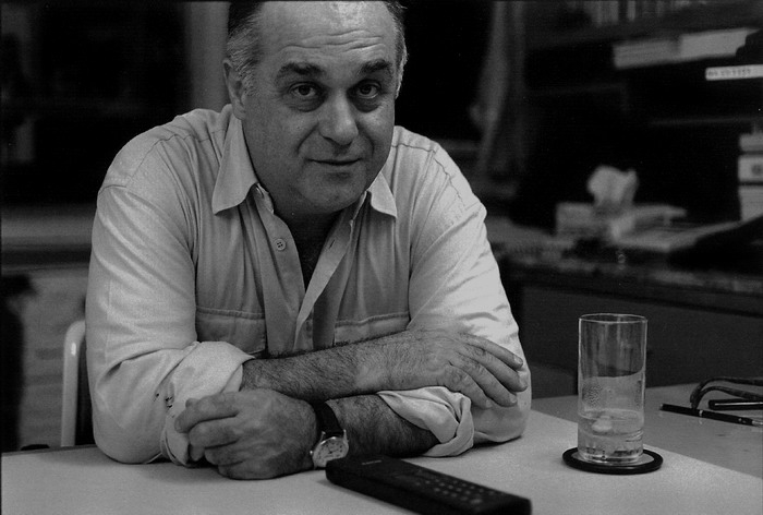 Αναδρομική Έκθεση του Γιώργου Σταθόπουλου – Christmas Theater