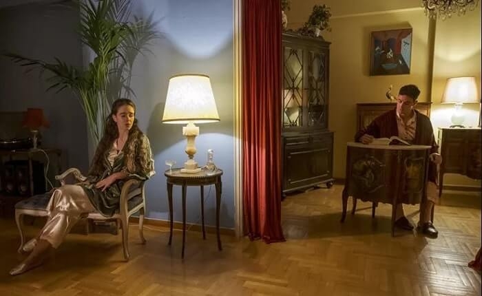 Είδαμε την παράσταση ‘Η Φαλακρή Τραγουδίστρια’ στο House of Smiths