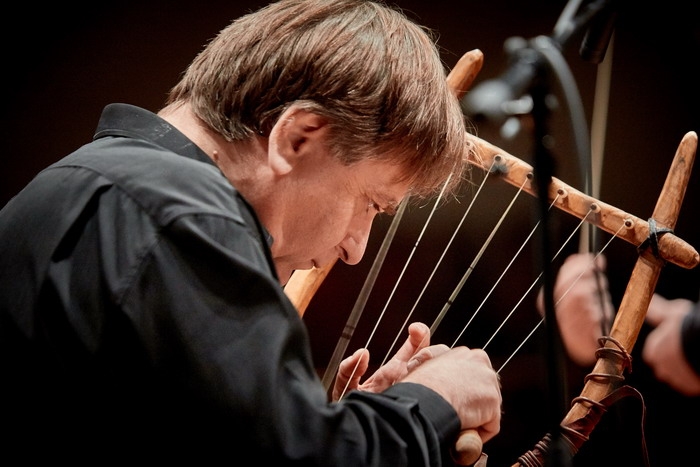 Ρεσιτάλ αρχαίας ελληνικής λύρας με τον Νίκο Ξανθούλη