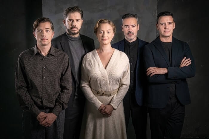 Είδαμε την παράσταση ‘Photograph 51’ στο Θέατρο Τέχνης Καρόλου Κουν