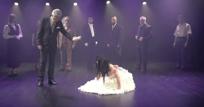 Είδαμε την παράσταση ‘Υπόθεση Μακρόπουλος’ στο Θέατρο Ελέρ