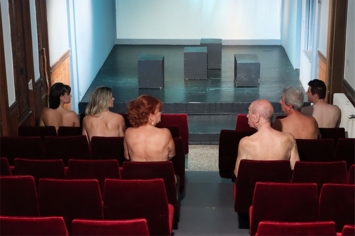 TO ΣΚΟΤΣΕΖΙΚΟ ΝΤΟΥΣ ΕΡΧΕΤΑΙ ΣΤΟ ΘΕΑΤΡΟ ΠΡΟΒΑ ΑΠΟ 2 ΔΕΚΕΜΒΡΙΟΥ